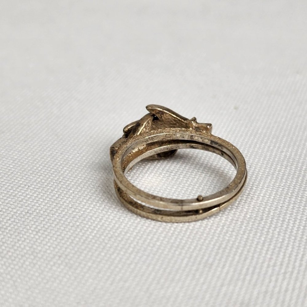 Vintage Silver His And Hers Holding Hands Ring - Picture 4 of 9